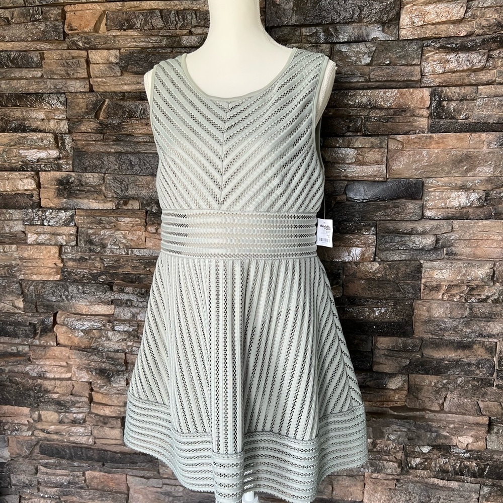 Charlotte Russe Light Green Patterned Mini Dress - Picture 6 of 12